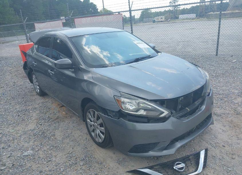 2017 Nissan Sentra SV (VIN 3N1AB7AP6HY352958) main photo