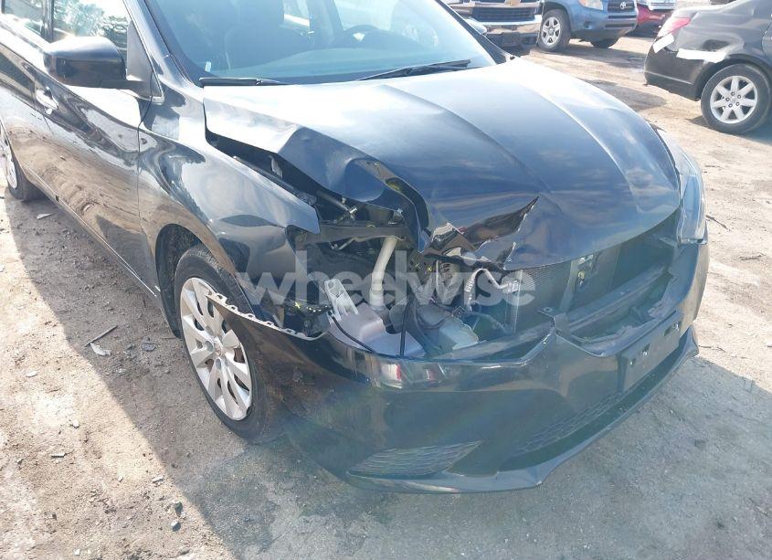 Photo 6 of 2017 Nissan Sentra S (VIN 3N1AB7AP6HY361109)