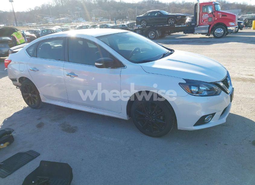 2017 Nissan Sentra SR (VIN 3N1AB7AP6HY363894) main photo