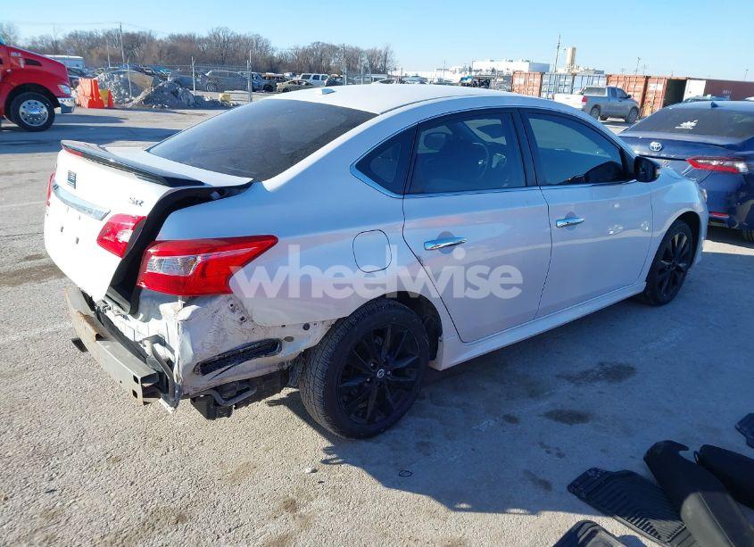 Photo 4 of 2017 Nissan Sentra SR (VIN 3N1AB7AP6HY363894)