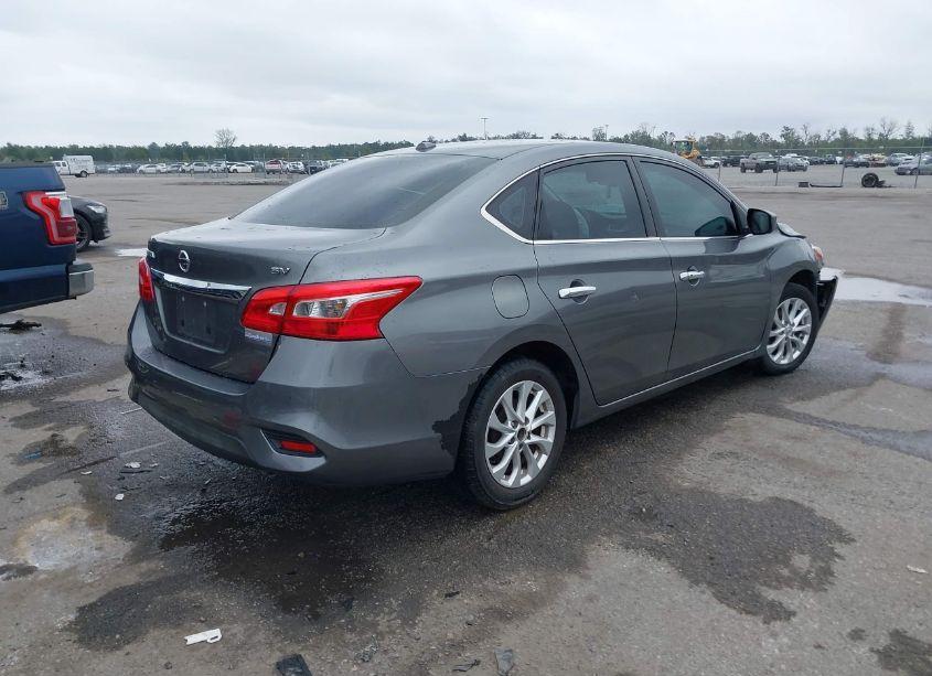 Photo 4 of 2017 Nissan Sentra SV (VIN 3N1AB7AP6HY367007)