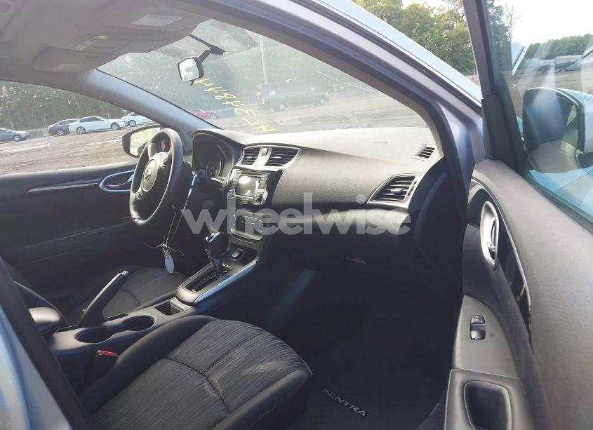 Photo 5 of 2017 Nissan Sentra SV (VIN 3N1AB7AP6HY367346)