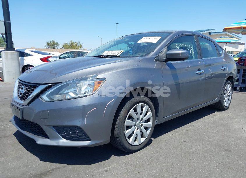 Photo 2 of 2017 Nissan Sentra S (VIN 3N1AB7AP6HY374541)