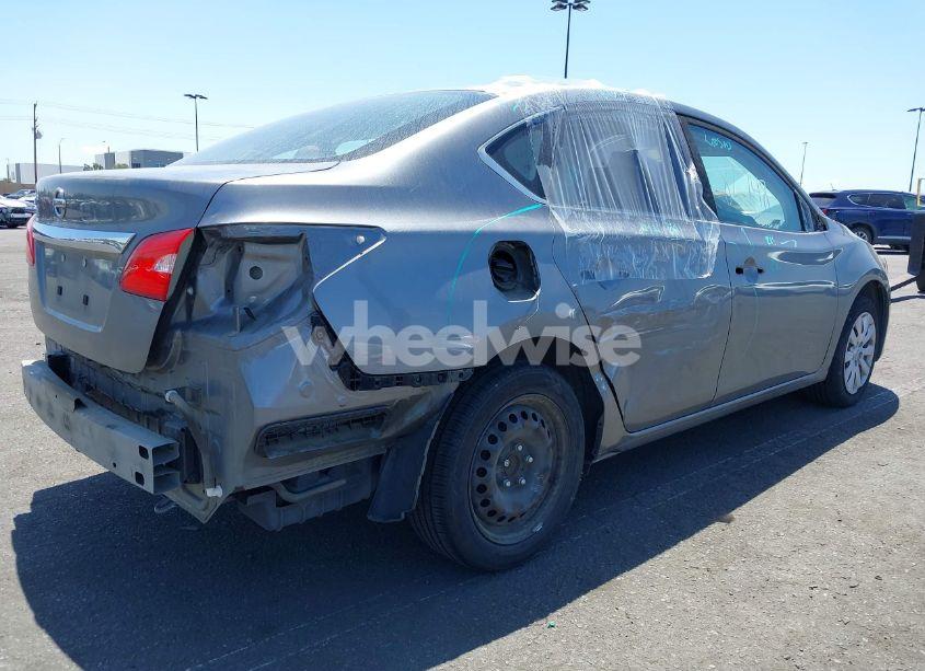 Photo 4 of 2017 Nissan Sentra S (VIN 3N1AB7AP6HY374541)