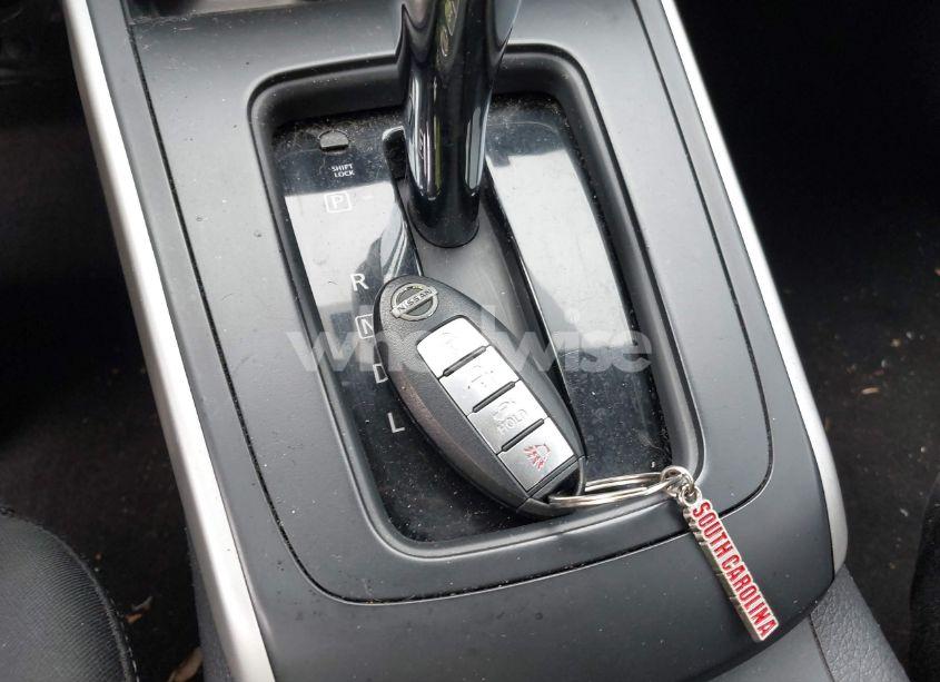 Photo 11 of 2017 Nissan Sentra SV (VIN 3N1AB7AP6HY386737)