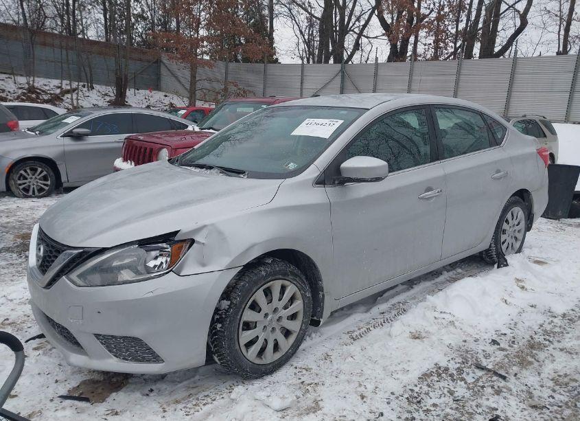 Photo 2 of 2017 Nissan Sentra SV (VIN 3N1AB7AP6HY388648)