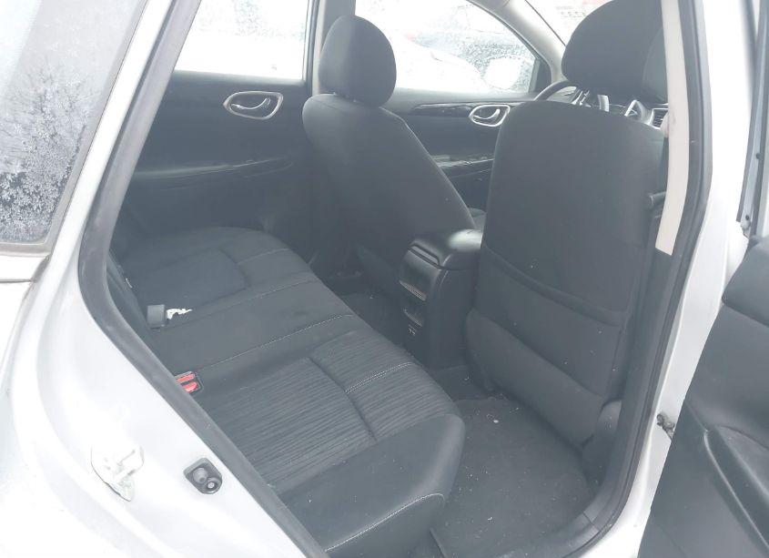 Photo 8 of 2017 Nissan Sentra SV (VIN 3N1AB7AP6HY388648)