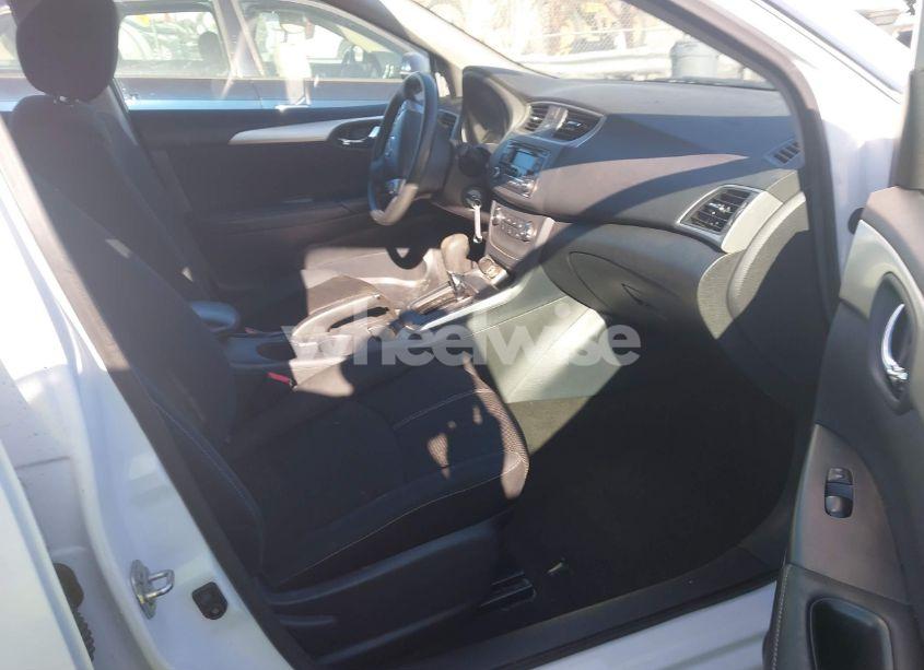 Photo 5 of 2017 Nissan Sentra S (VIN 3N1AB7AP6HY396622)