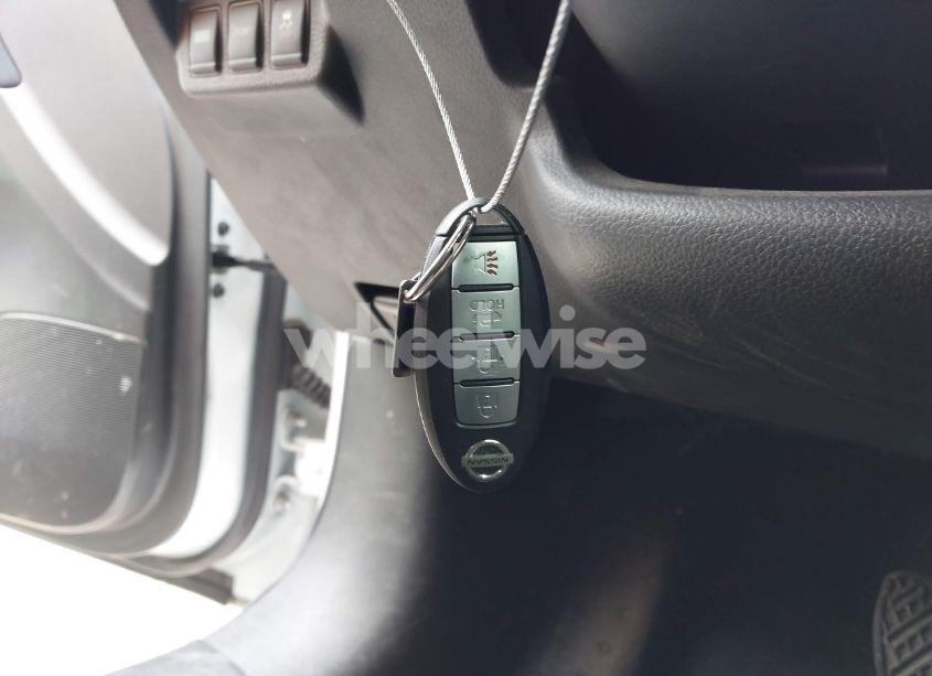 Photo 11 of 2017 Nissan Sentra SR (VIN 3N1AB7AP6HY400863)