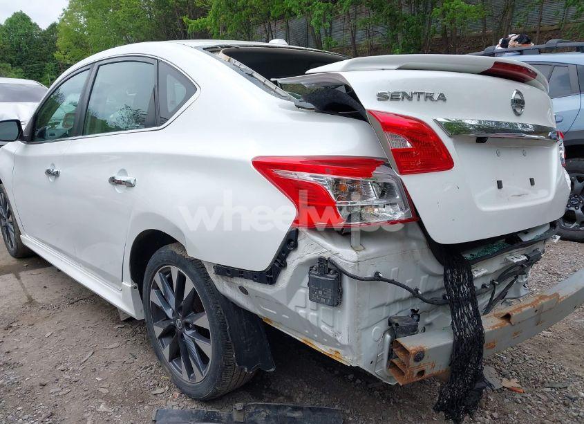 Photo 17 of 2017 Nissan Sentra SR (VIN 3N1AB7AP6HY400863)