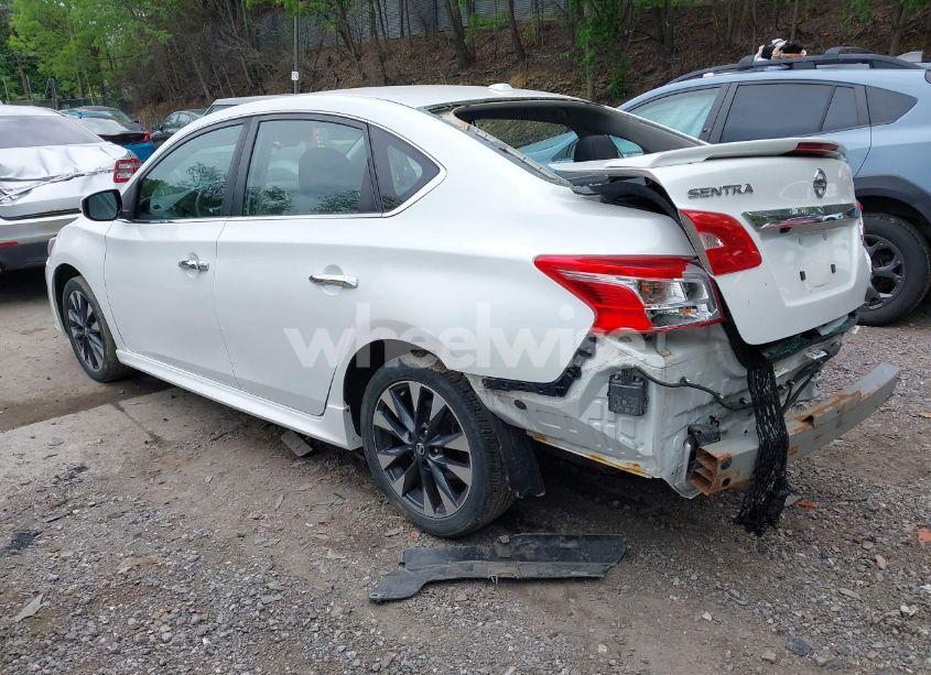 Photo 3 of 2017 Nissan Sentra SR (VIN 3N1AB7AP6HY400863)