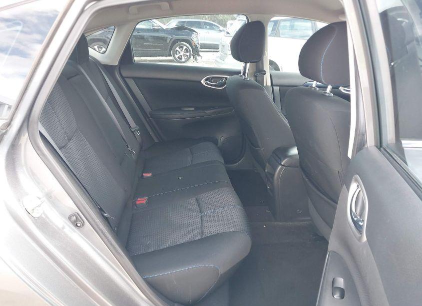 Photo 8 of 2017 Nissan Sentra SR (VIN 3N1AB7AP6HY404217)