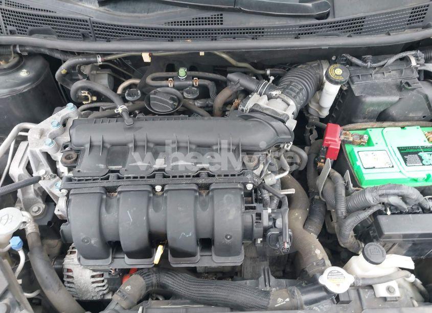 Photo 10 of 2018 Nissan Sentra SV (VIN 3N1AB7AP6JL623228)
