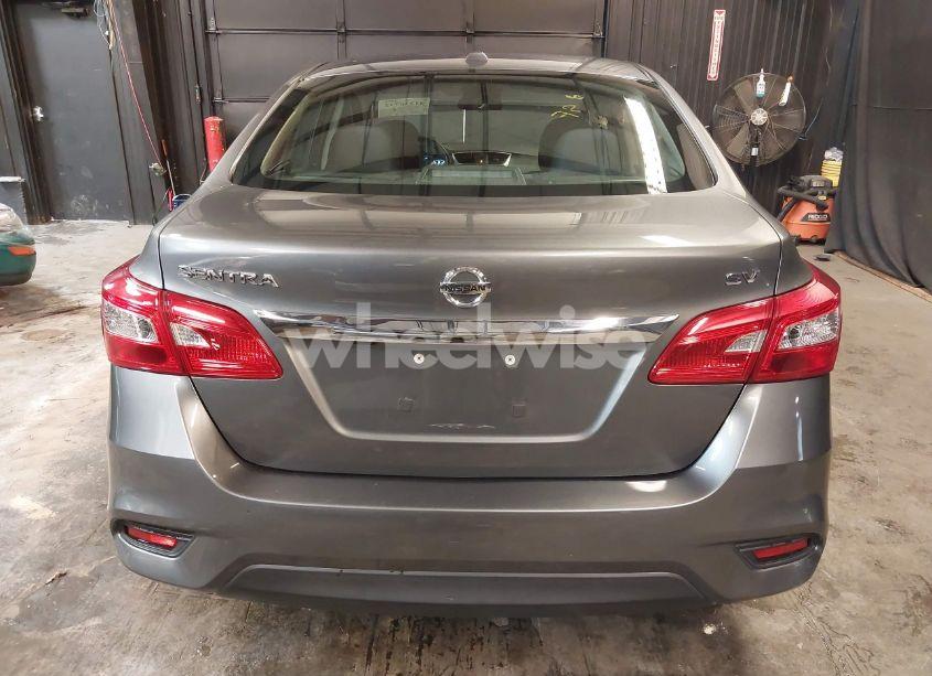 Photo 16 of 2018 Nissan Sentra SV (VIN 3N1AB7AP6JL632205)