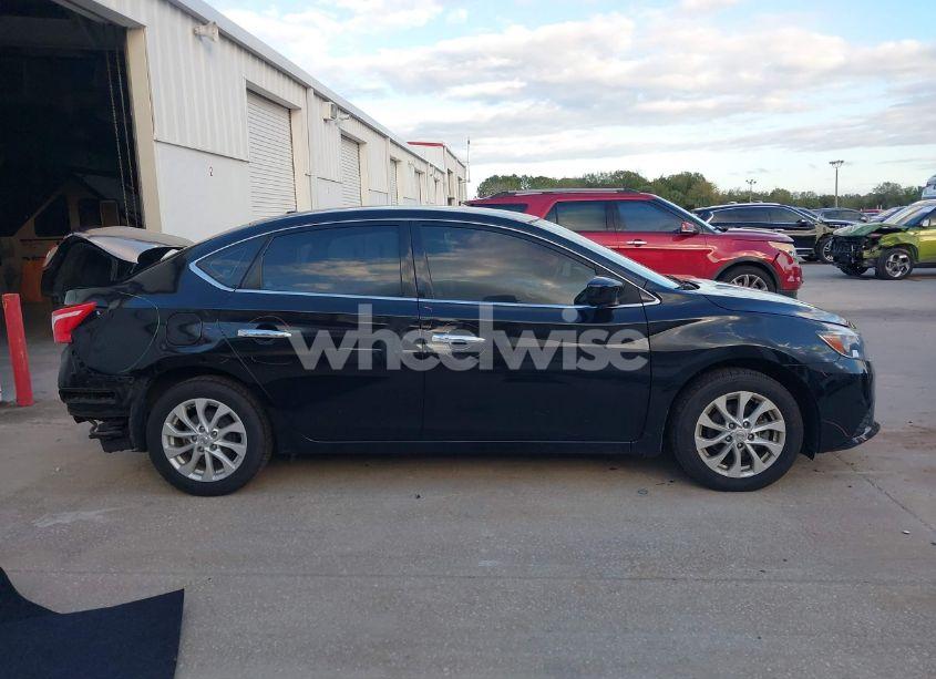 Photo 14 of 2018 Nissan Sentra SV (VIN 3N1AB7AP6JL642104)
