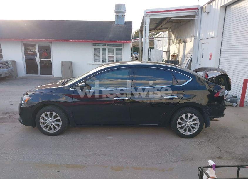 Photo 15 of 2018 Nissan Sentra SV (VIN 3N1AB7AP6JL642104)