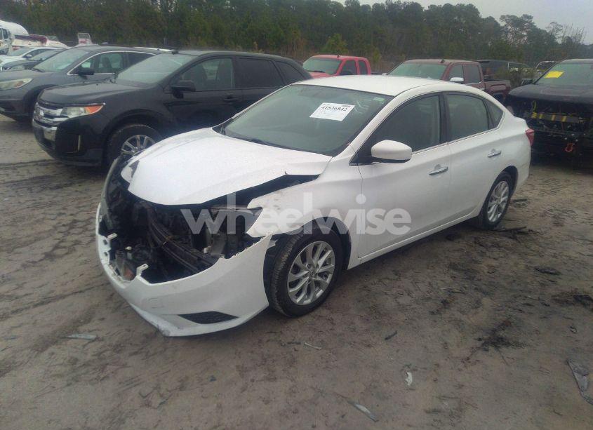 Photo 2 of 2018 Nissan Sentra SV (VIN 3N1AB7AP6JL651353)