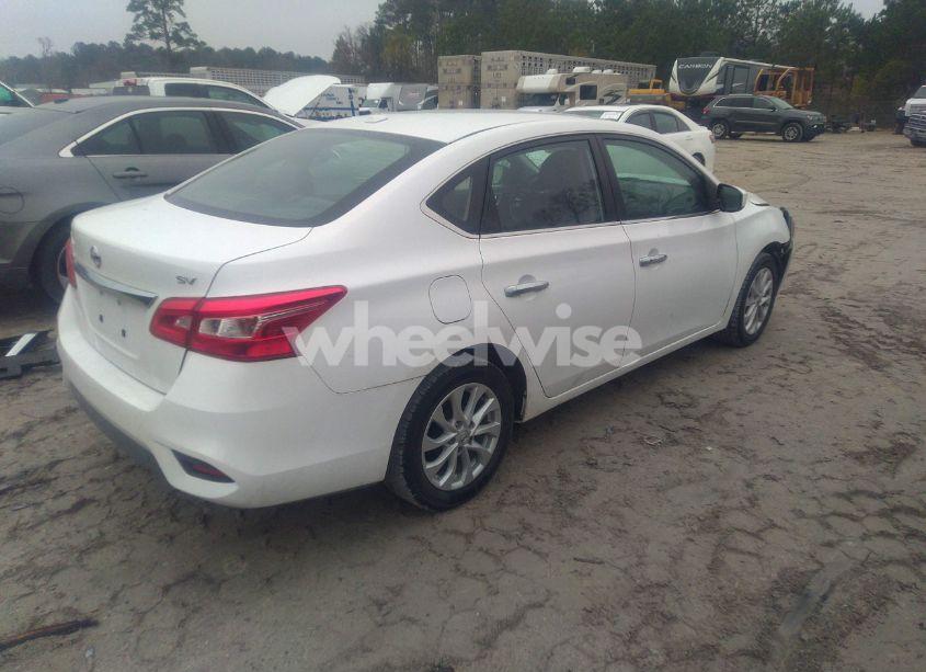 Photo 4 of 2018 Nissan Sentra SV (VIN 3N1AB7AP6JL651353)