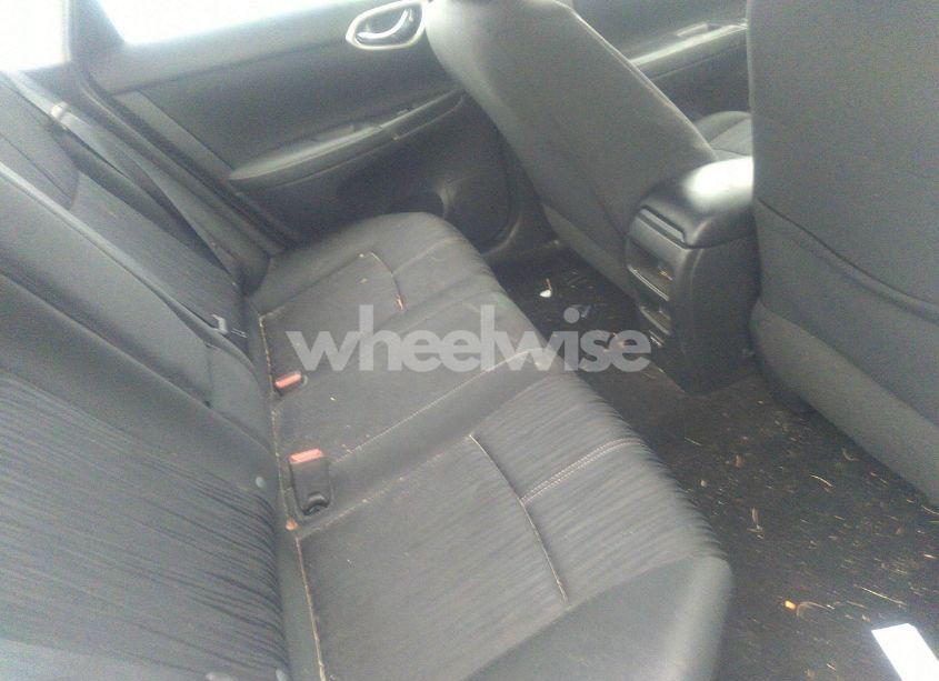 Photo 8 of 2018 Nissan Sentra SV (VIN 3N1AB7AP6JL651353)