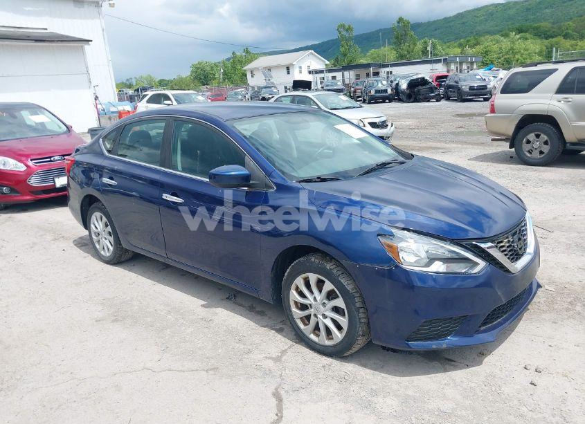 2018 Nissan Sentra SV (VIN 3N1AB7AP6JL655208) main photo
