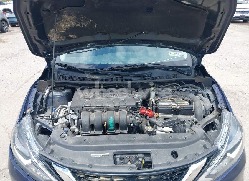Photo 10 of 2018 Nissan Sentra SV (VIN 3N1AB7AP6JL655208)