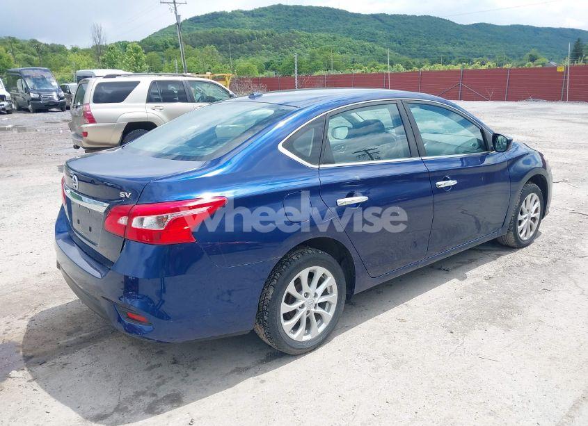 Photo 4 of 2018 Nissan Sentra SV (VIN 3N1AB7AP6JL655208)