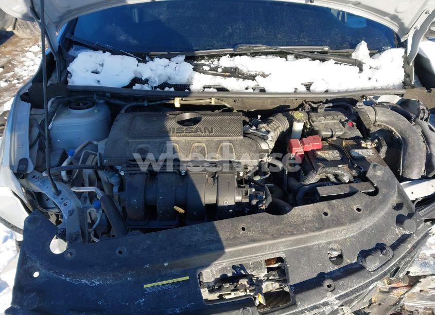 Photo 10 of 2018 Nissan Sentra SV (VIN 3N1AB7AP6JL655421)