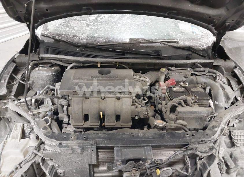 Photo 10 of 2018 Nissan Sentra SV (VIN 3N1AB7AP6JL658819)
