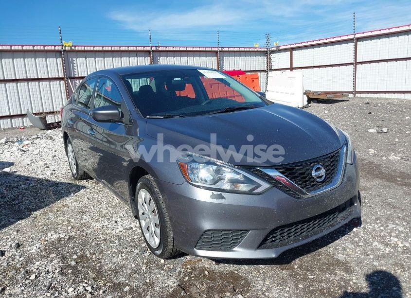 2018 Nissan Sentra S (VIN 3N1AB7AP6JY220479) main photo