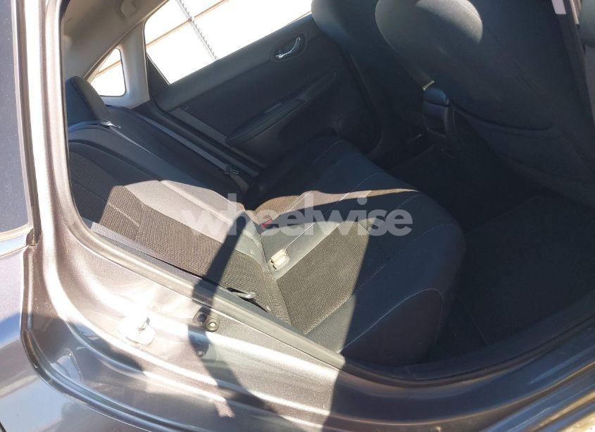 Photo 8 of 2018 Nissan Sentra S (VIN 3N1AB7AP6JY220479)