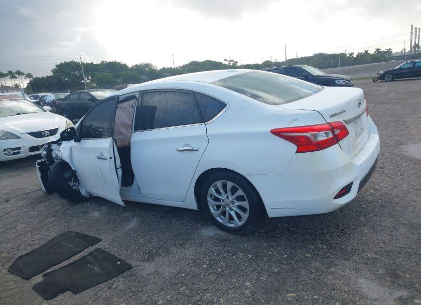 Photo 14 of 2018 Nissan Sentra SV (VIN 3N1AB7AP6JY223060)