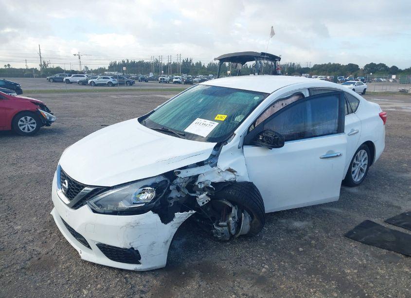 Photo 6 of 2018 Nissan Sentra SV (VIN 3N1AB7AP6JY223060)