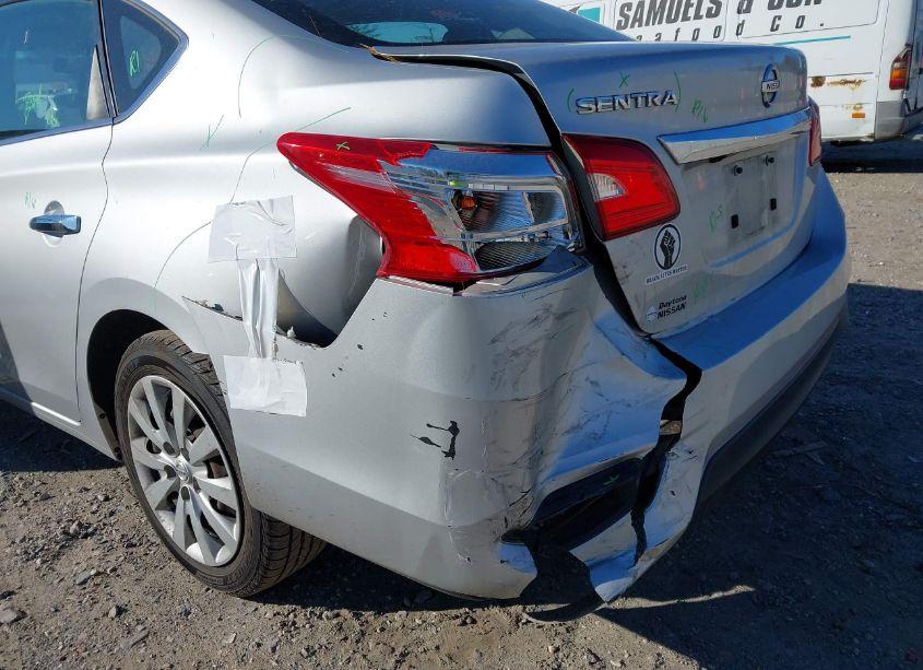 Photo 14 of 2018 Nissan Sentra S (VIN 3N1AB7AP6JY223284)