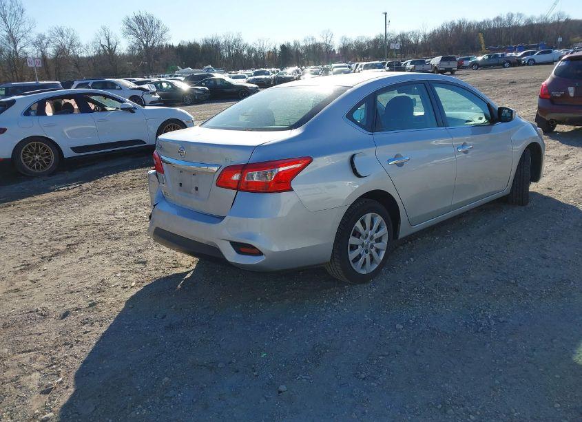 Photo 4 of 2018 Nissan Sentra S (VIN 3N1AB7AP6JY223284)