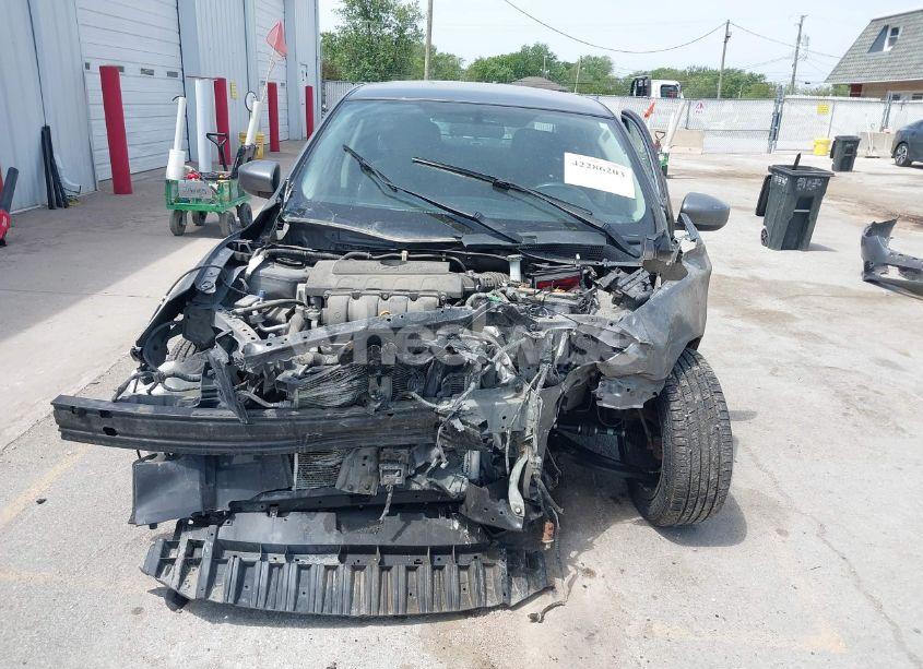 Photo 13 of 2018 Nissan Sentra S (VIN 3N1AB7AP6JY229974)