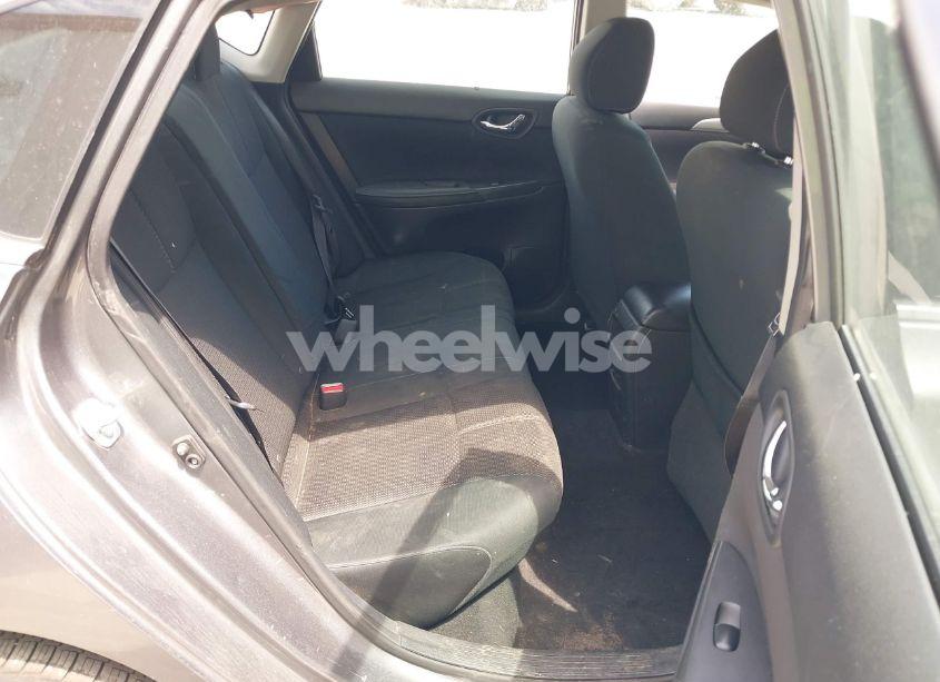 Photo 8 of 2018 Nissan Sentra S (VIN 3N1AB7AP6JY229974)