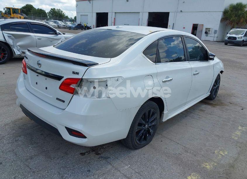 Photo 4 of 2018 Nissan Sentra SR (VIN 3N1AB7AP6JY235032)