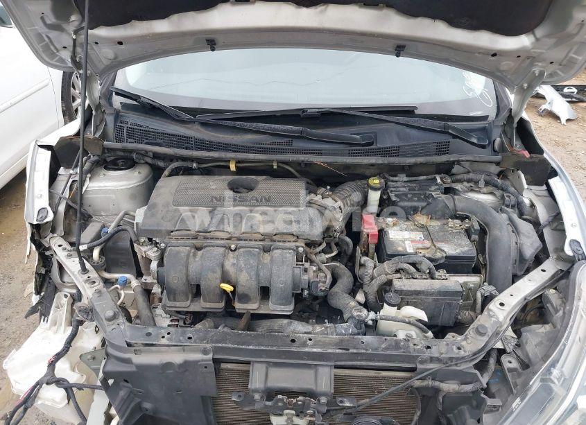 Photo 10 of 2018 Nissan Sentra SV (VIN 3N1AB7AP6JY236357)
