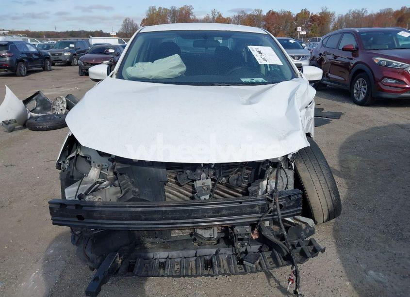 Photo 13 of 2018 Nissan Sentra S (VIN 3N1AB7AP6JY236715)