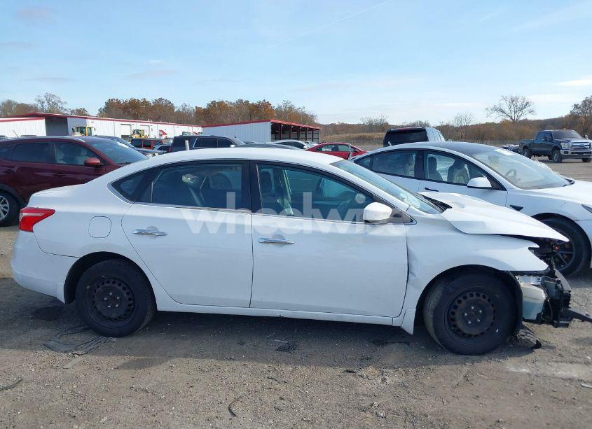 Photo 14 of 2018 Nissan Sentra S (VIN 3N1AB7AP6JY236715)