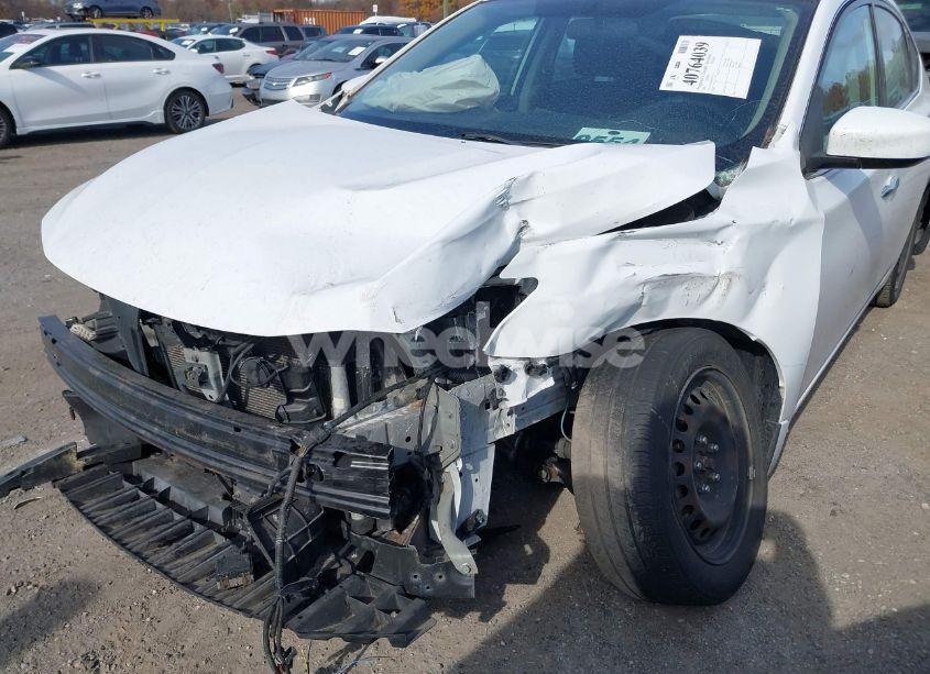 Photo 6 of 2018 Nissan Sentra S (VIN 3N1AB7AP6JY236715)