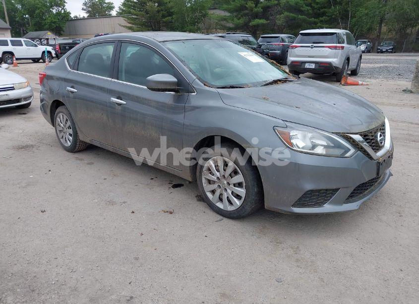 2018 Nissan Sentra S (VIN 3N1AB7AP6JY241414) main photo