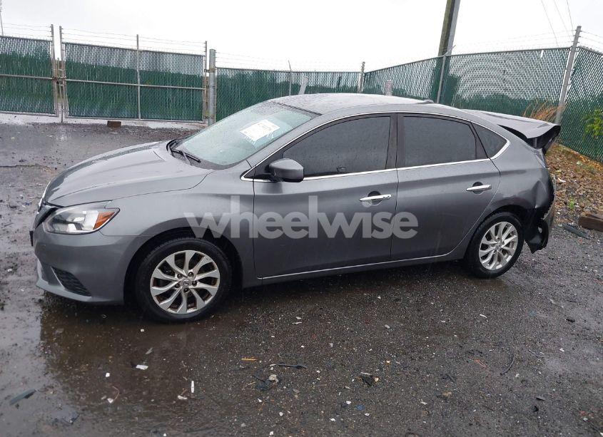 Photo 14 of 2018 Nissan Sentra SV (VIN 3N1AB7AP6JY247620)