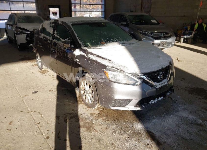 2018 Nissan Sentra SV (VIN 3N1AB7AP6JY263381) main photo