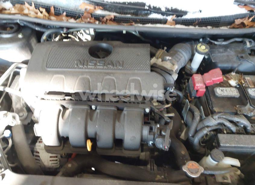Photo 10 of 2018 Nissan Sentra SV (VIN 3N1AB7AP6JY263381)