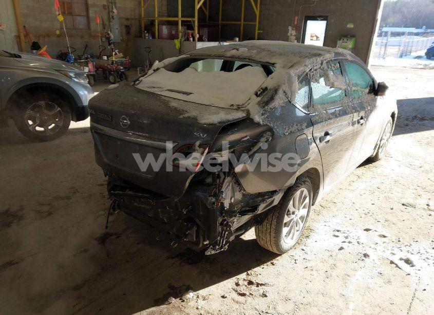 Photo 4 of 2018 Nissan Sentra SV (VIN 3N1AB7AP6JY263381)
