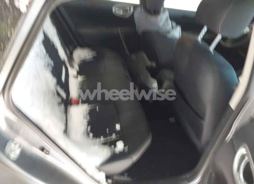 Photo 8 of 2018 Nissan Sentra SV (VIN 3N1AB7AP6JY263381)