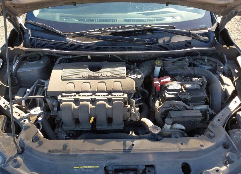 Photo 10 of 2018 Nissan Sentra SV (VIN 3N1AB7AP6JY266670)