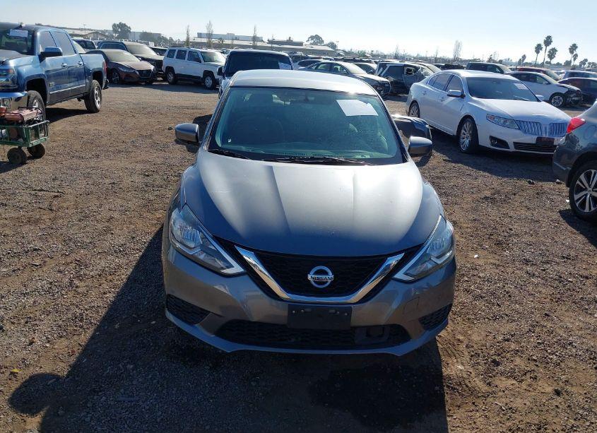 Photo 13 of 2018 Nissan Sentra SV (VIN 3N1AB7AP6JY266670)