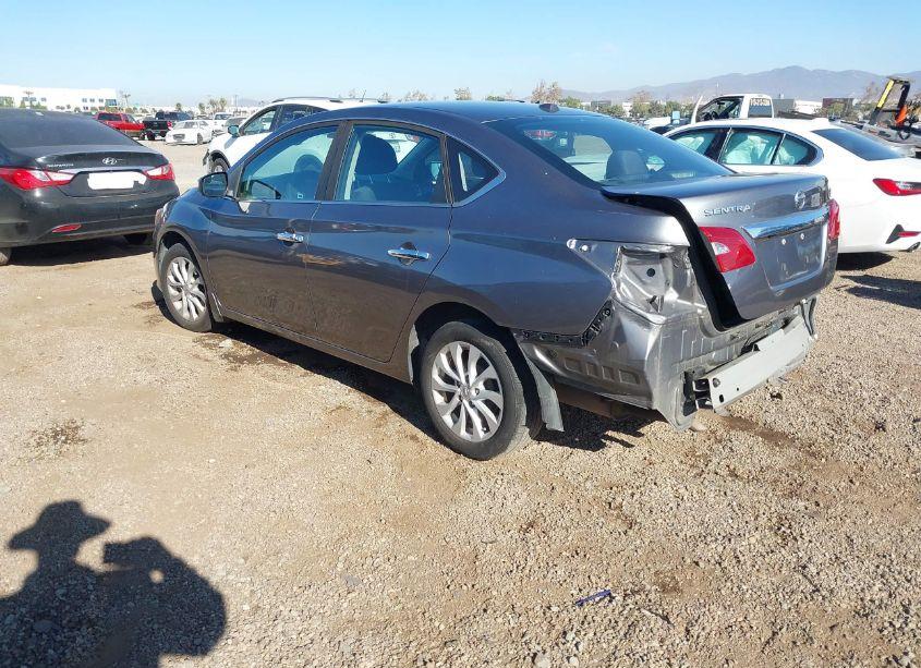 Photo 3 of 2018 Nissan Sentra SV (VIN 3N1AB7AP6JY266670)